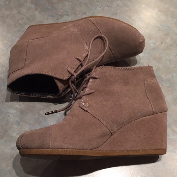 Toms Desert style suede ankle boots - Picture 2 of 14